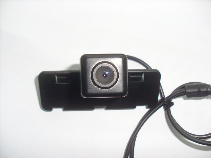 Camra de recul SONY couleurs CCD 170 spcifique SUZUKI Swift