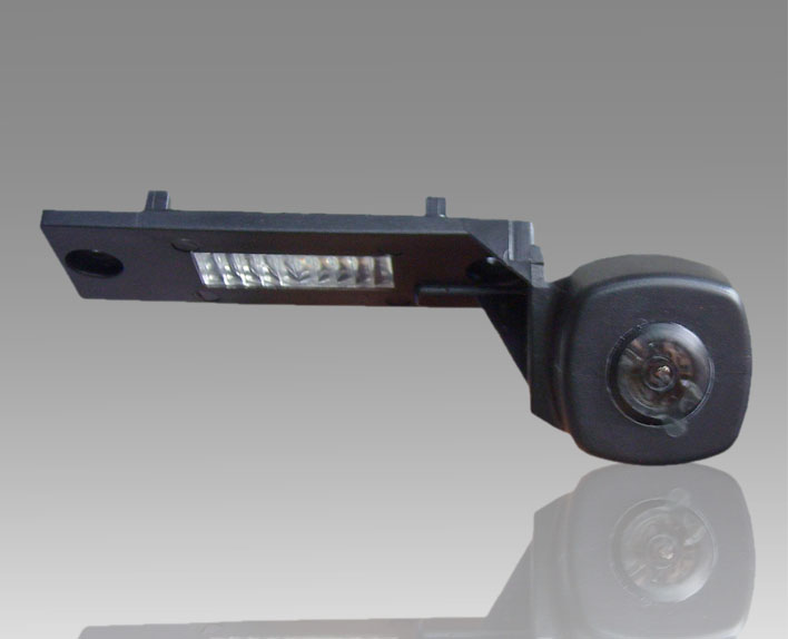 Caméra de recul SONY couleurs CMOS 170° spécifique VOLKSWAGEN Passat et Touran